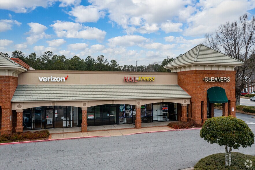 More Photos Of 3605 Sandy Plains Rd, Marietta General Retail For Lease