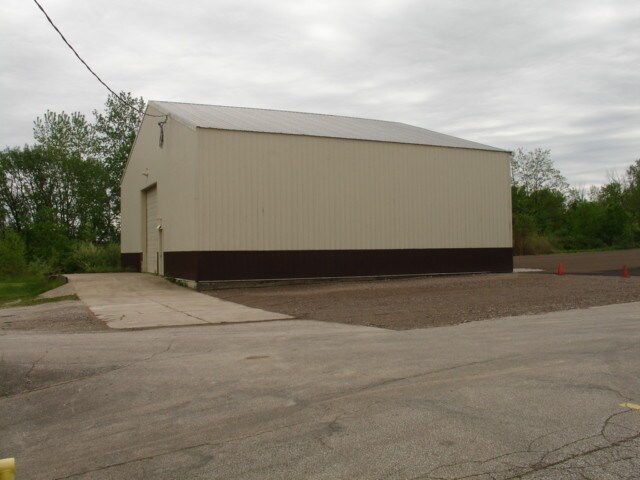 More Photos Of 4732 Lincoln Hwy, Mansfield Warehouse For Lease