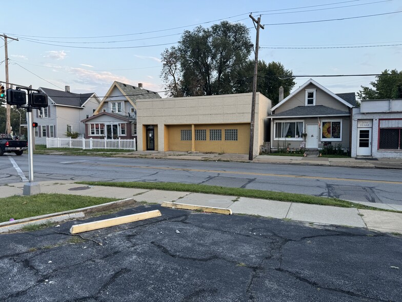 Primary Photo Of 2020 Starr Ave, Toledo Medical For Lease