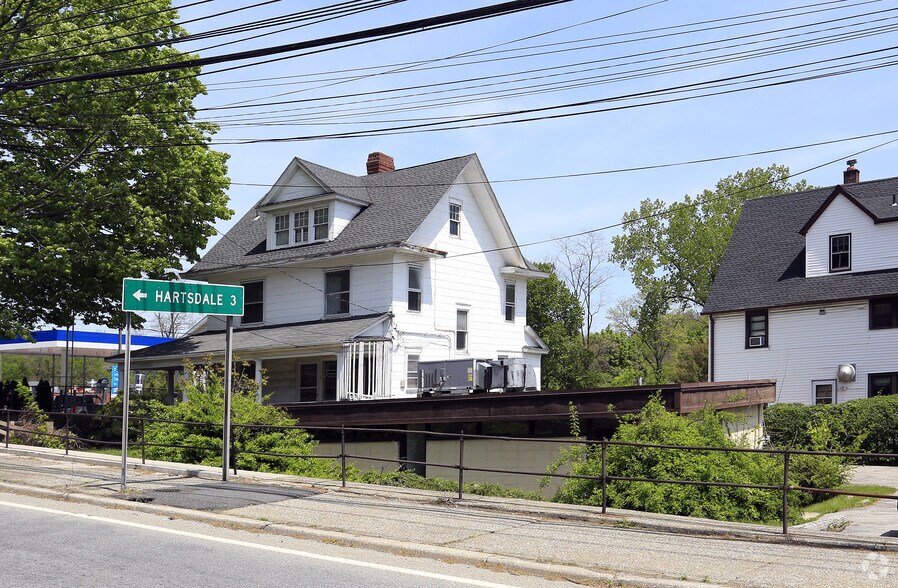 Primary Photo Of 578 Tarrytown Rd, White Plains Storefront Retail Office For Sale