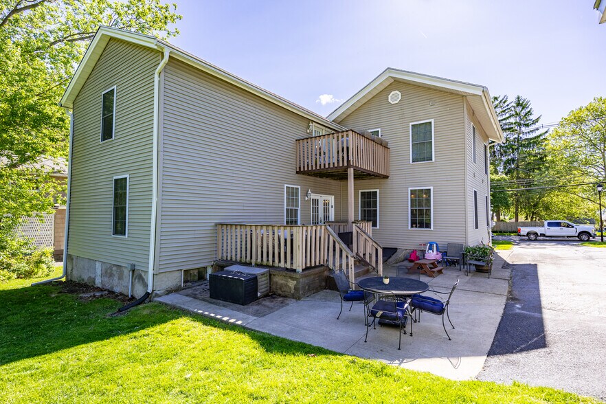 More Photos Of 166 N Main St, Fairport Apartments For Sale