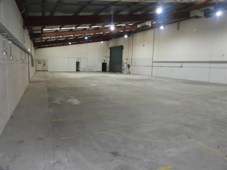 More Photos Of 192 Kingsgrove Rd, Kingsgrove Warehouse For Lease