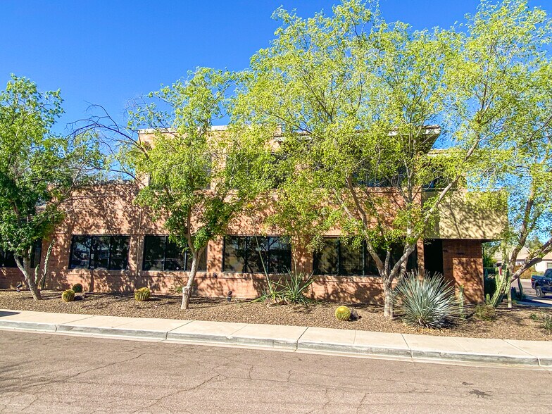 More Photos Of 8719 E San Alberto Dr, Scottsdale Office For Lease