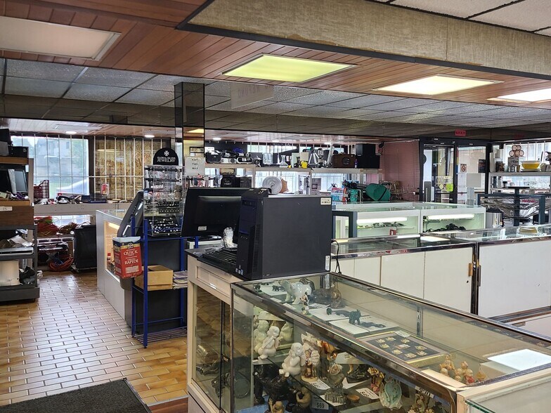 More Photos Of 10852 97th St NW, Edmonton General Retail For Sale