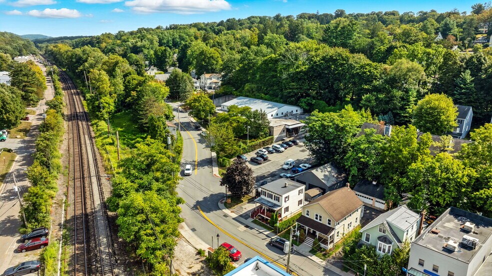 More Photos Of 93 N Greeley Ave, Chappaqua Office For Sale