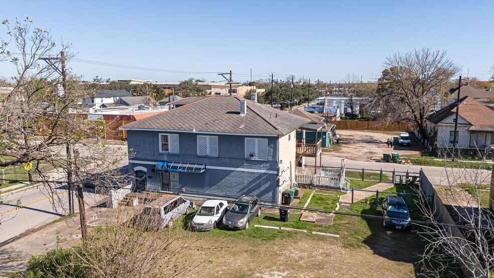 More Photos Of 1310 Lorraine St, Houston Storefront Retail Residential For Sale