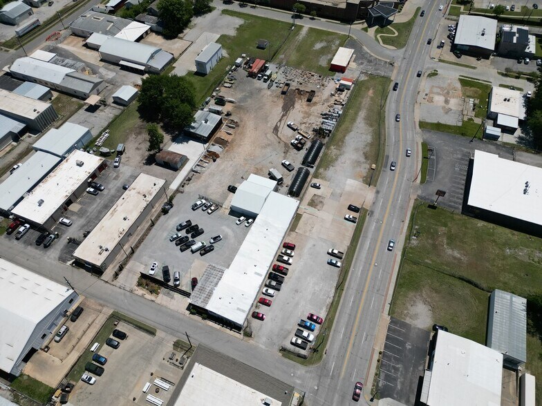 More Photos Of 1716 E 7th St, Tulsa Warehouse For Sale