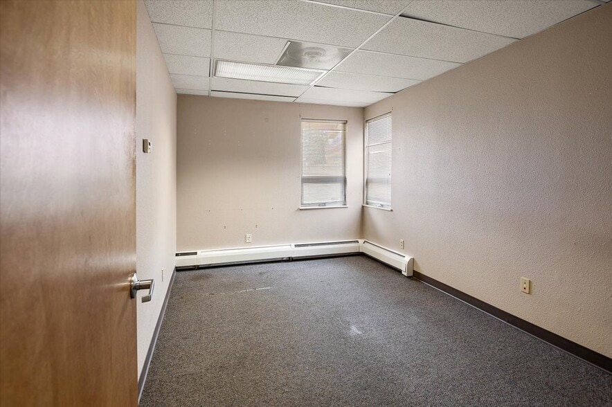 More Photos Of 2850 W Serendipity Cir, Colorado Springs Medical For Sale