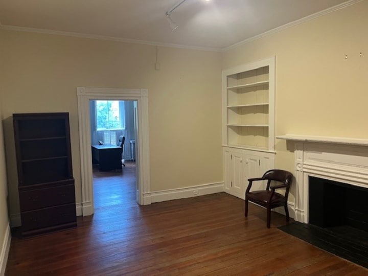 More Photos Of 112 N Cameron St, Winchester Office For Lease