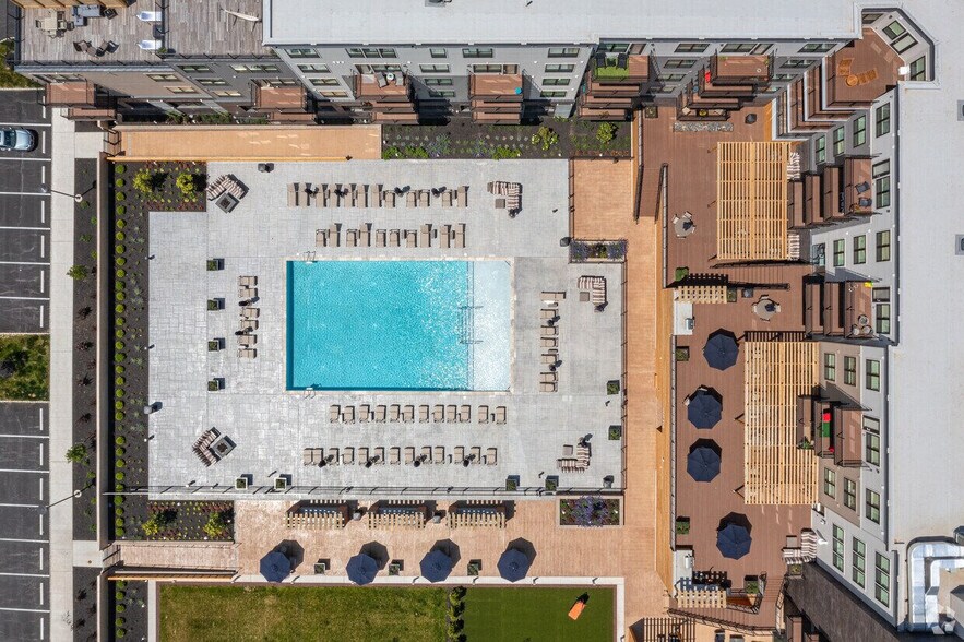 More Photos Of 1100 Market St, Dresher Multifamily For Sale