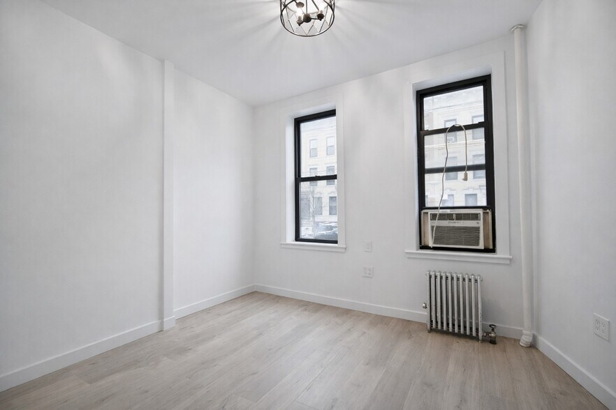 More Photos Of 1679 Gates Ave, Ridgewood Apartments For Sale