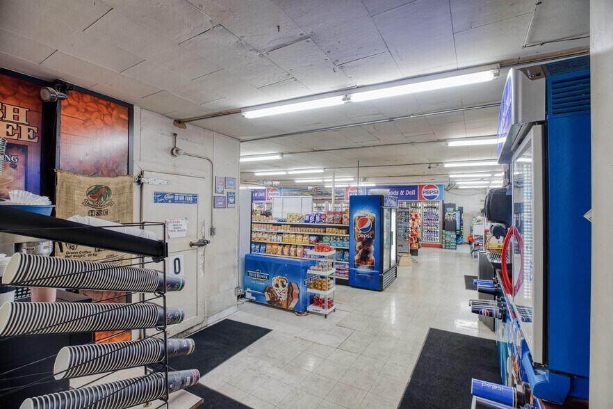 More Photos Of 2414 Main St, Lewiston Convenience Store For Sale