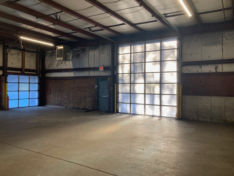 More Photos Of 4 Old Route 10, Enfield Warehouse For Lease