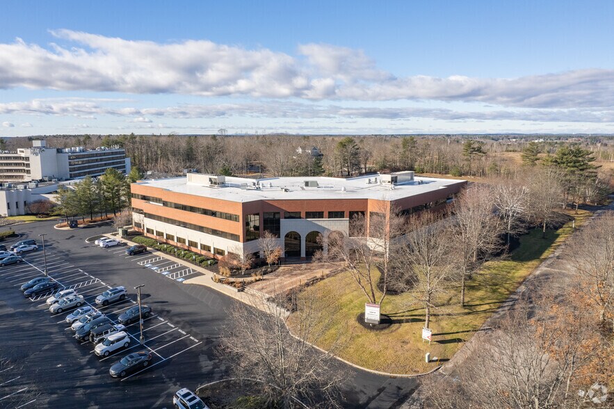 More Photos Of 600 Sable Oaks Dr, South Portland Office For Lease