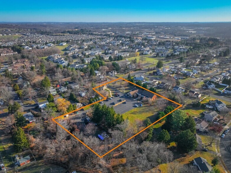 More Photos Of , Warminster Township Office For Sale