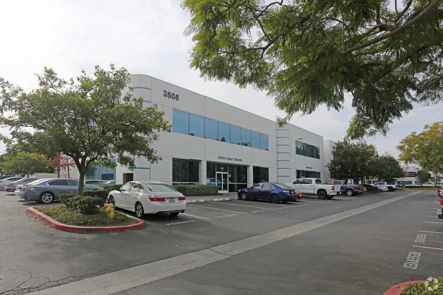 More Photos Of 3506 Lake Center Dr, Santa Ana Light Manufacturing For Lease