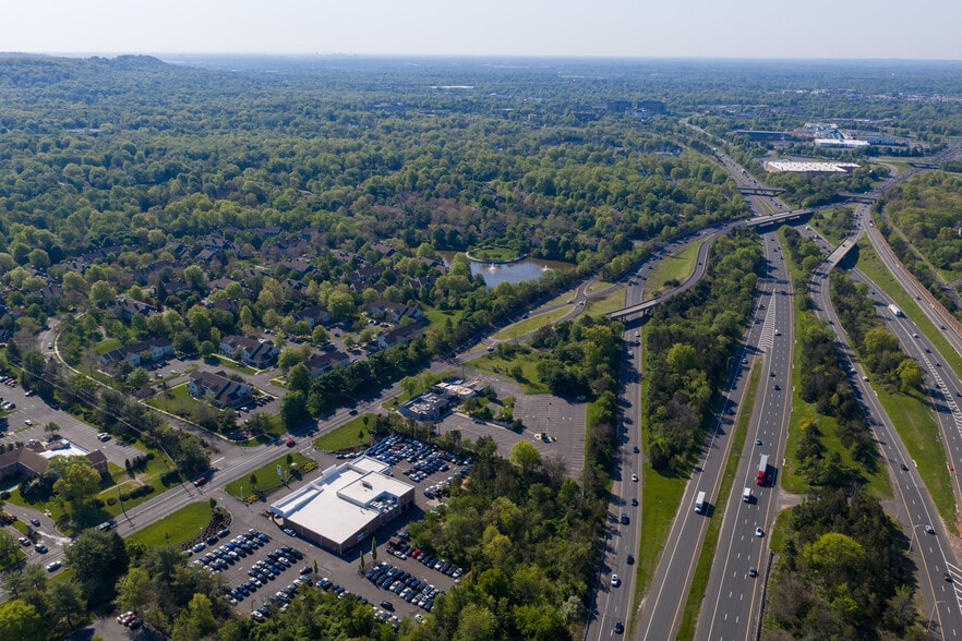 More Photos Of 645 Us Highway 202/206, Bridgewater General Retail For Sale
