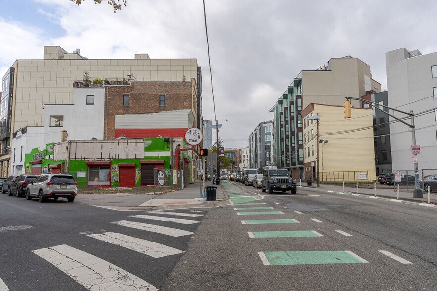 More Photos Of 325-329 Newark Ave, Jersey City Land For Sale