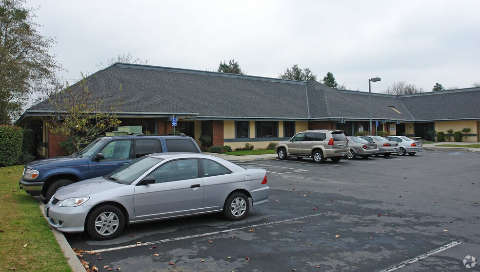 More Photos Of 3585 W Beechwood Ave, Fresno Office For Sale