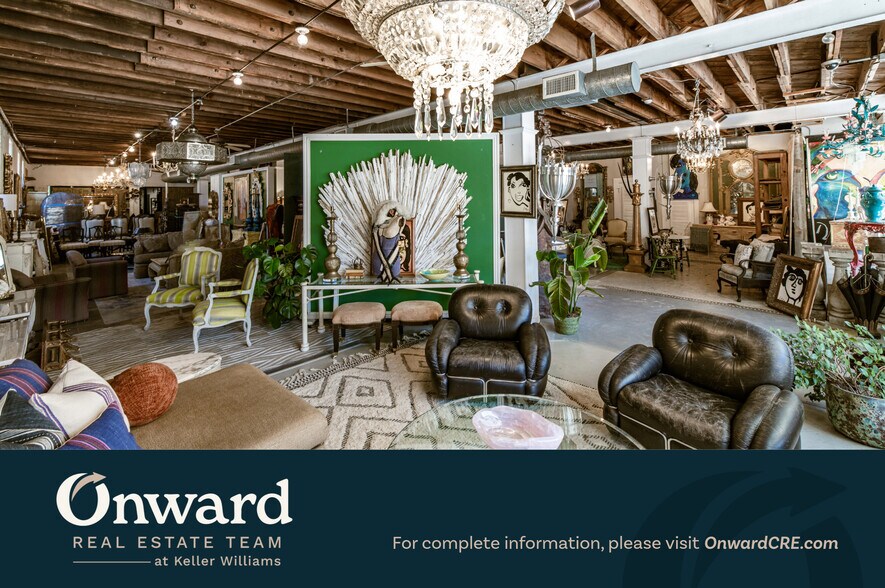 More Photos Of 210-224 S 5th St, Waco Storefront Retail Office For Lease