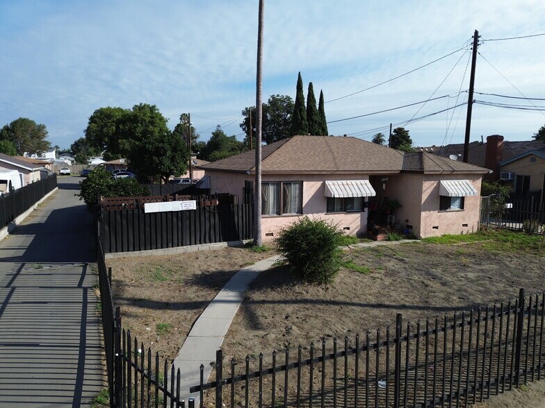 More Photos Of 3161 Euclid Ave, Lynwood Apartments For Sale