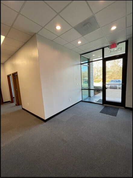 More Photos Of 1705 Orr Industrial Ct, Charlotte Industrial For Lease