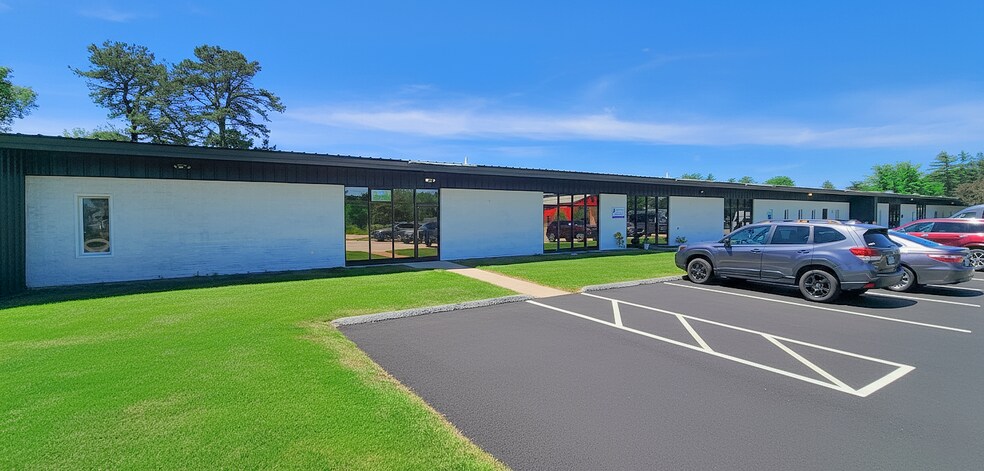 More Photos Of 2 Industrial Park Dr, Concord Service For Lease