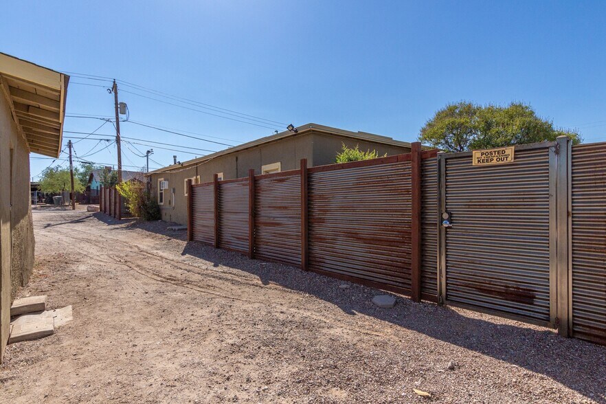 More Photos Of 2602 N Balboa Ave, Tucson Apartments For Sale