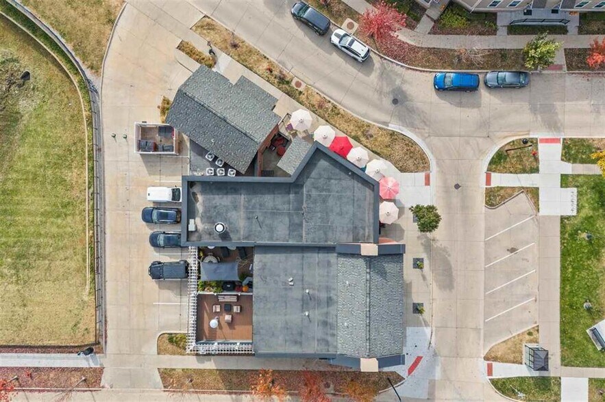 More Photos Of 1010 Martin St, Iowa City Office For Sale