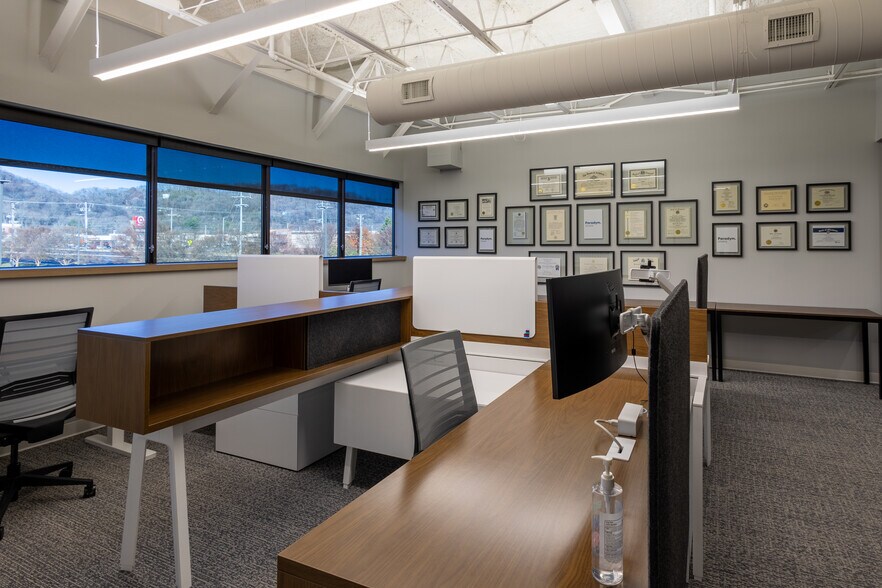 More Photos Of 761 Old Hickory Blvd, Brentwood Office For Lease