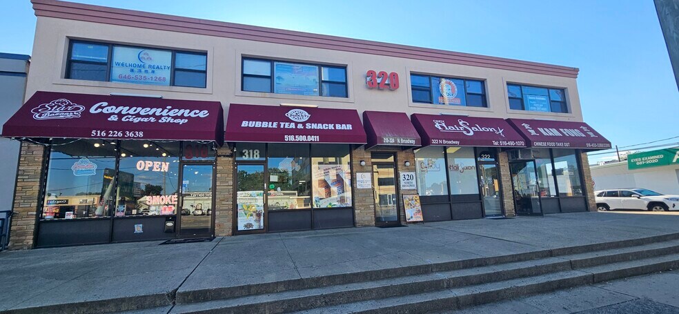 Primary Photo Of 320 N Broadway, Hicksville Storefront Retail Office For Lease