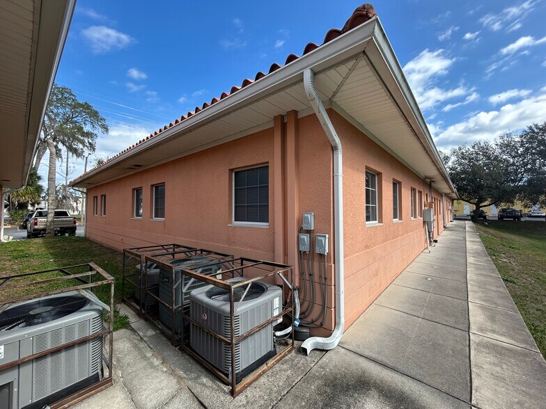 More Photos Of 37914 Daughtery Rd, Zephyrhills Medical For Sale