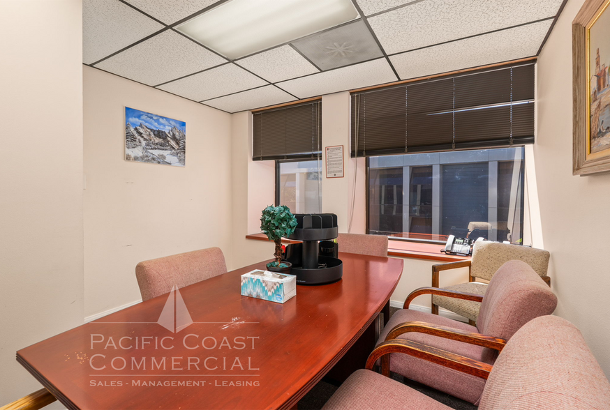 More Photos Of 4540 Kearny Villa Rd, San Diego Office For Sale