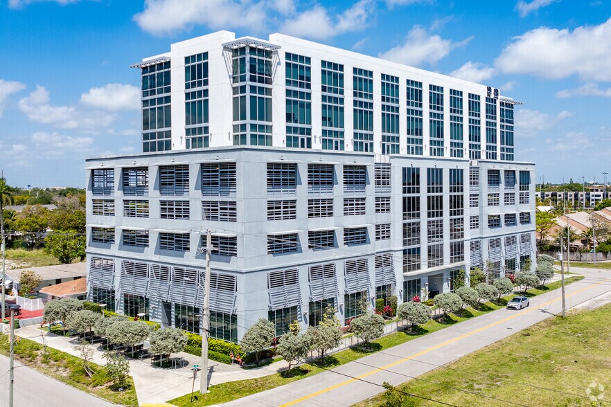 Primary Photo Of 800 SE 4th Ave, Hallandale Beach Office For Lease