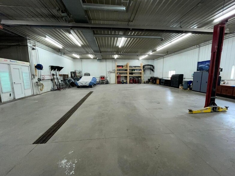 More Photos Of 505 N Cass St, Morley Auto Repair For Sale