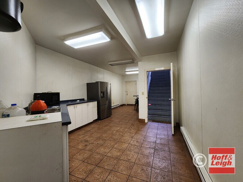 More Photos Of 1100 W Mississippi Ave, Denver Warehouse For Sale