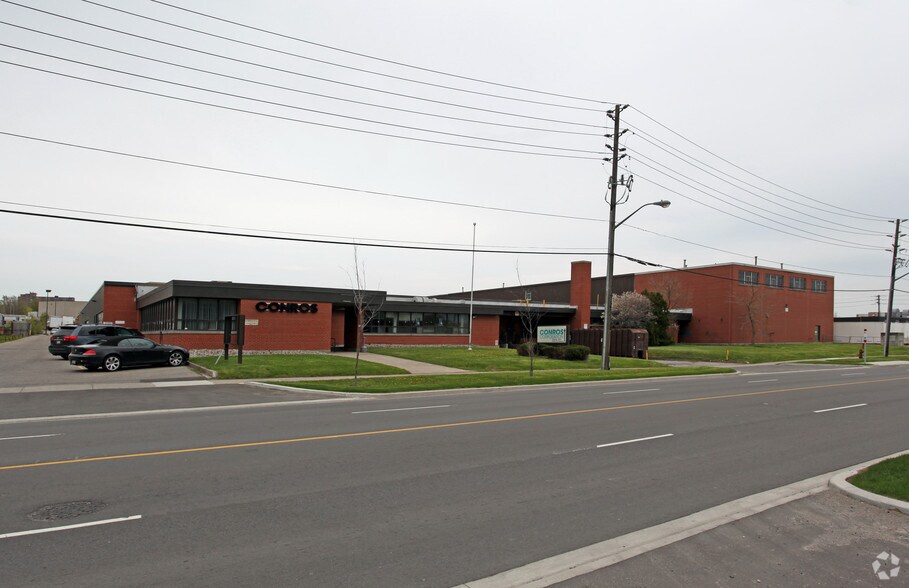 Primary Photo Of 125 Bermondsey Rd, Toronto Manufacturing For Lease