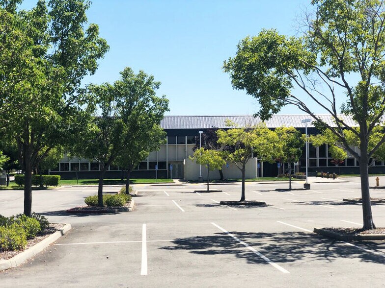 More Photos Of 10481 Armstrong Ave, Mather Office For Sale