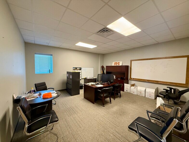 More Photos Of 5901 FM 920, Weatherford Warehouse For Sale