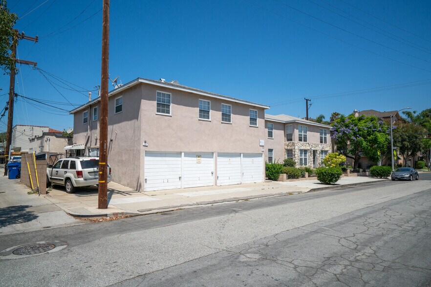 More Photos Of 927 Belmont Ave, Long Beach Apartments For Sale