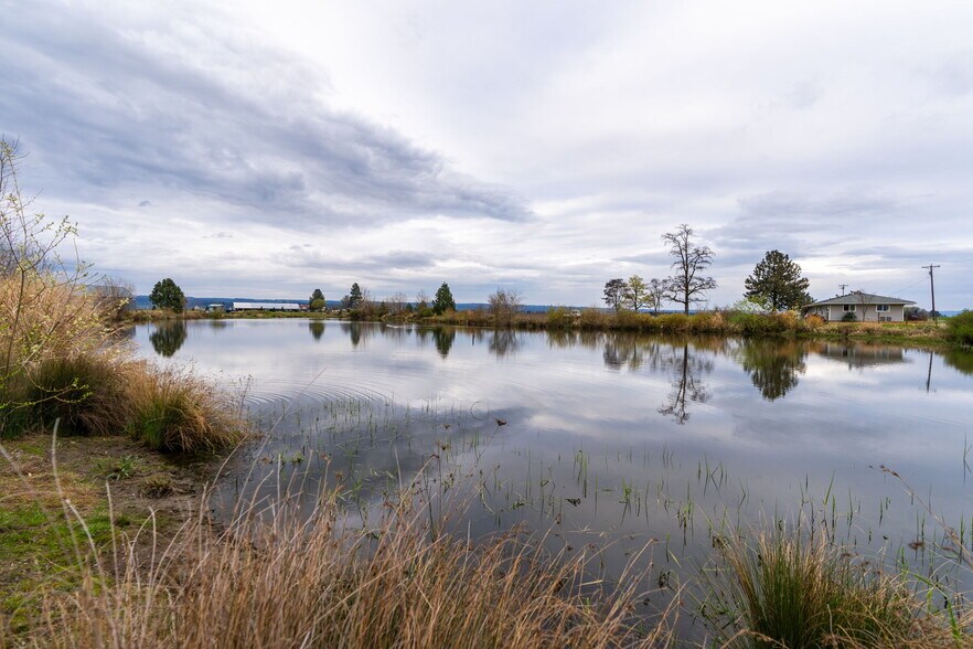 More Photos Of 7601 NW Milne Rd, Cornelius Winery Vineyard For Sale