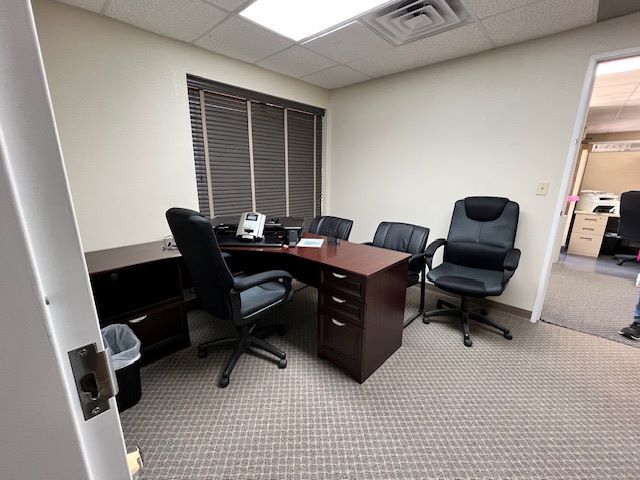 More Photos Of 4416 74th St, Lubbock Office For Sale