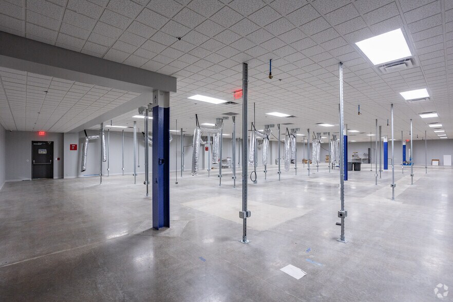 More Photos Of 981 Industrial Park Rd, Columbia Manufacturing For Lease