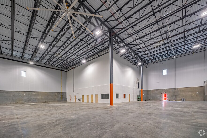 More Photos Of 7 Hook Rd, Bayonne Warehouse For Lease