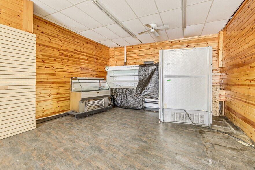 More Photos Of 1003 Campbell St, Prescott Freestanding For Sale