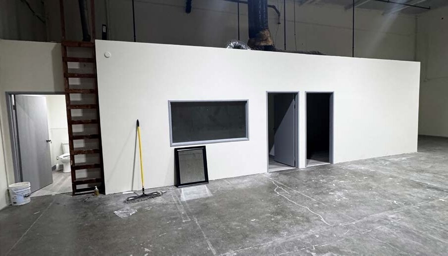 More Photos Of 9620 Santa Fe Springs Rd, Santa Fe Springs Warehouse For Lease