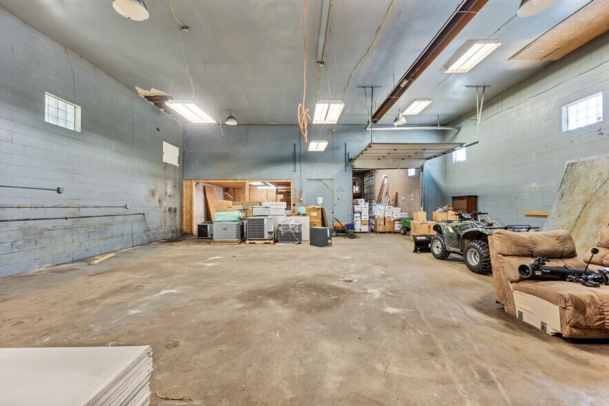 More Photos Of 203 Hershinger Rd, Coraopolis Office For Sale