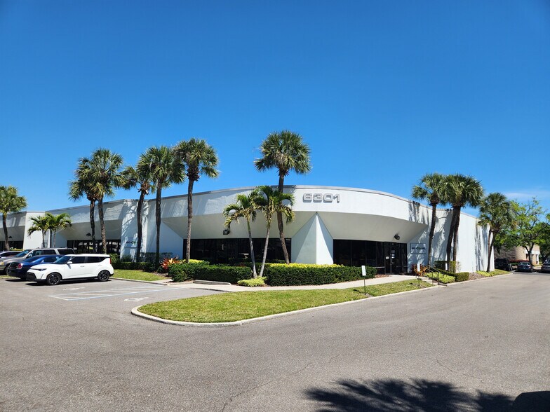 More Photos Of 6202 Benjamin Rd, Tampa Unknown For Lease