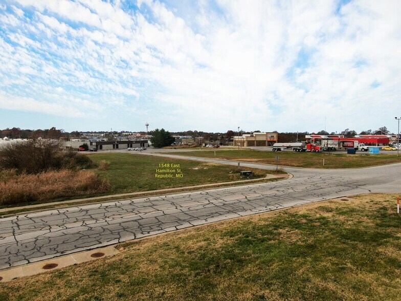 More Photos Of 1548 E. Hamilton St, Republic Land For Sale