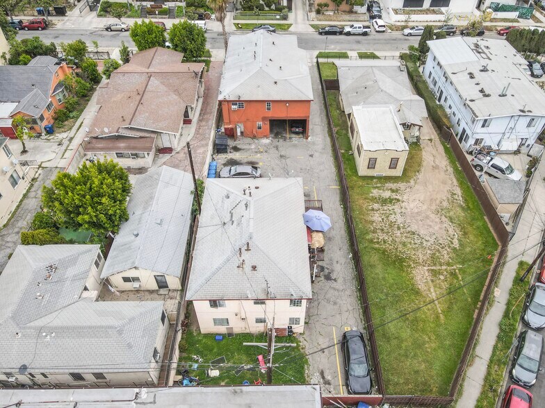 More Photos Of 917-919 N Ardmore Ave, Los Angeles Apartments For Sale